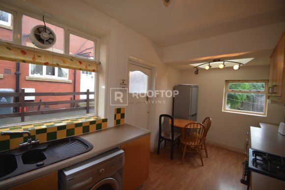 32, St. Annes Road, Leeds photo 4