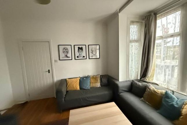 Cann Hall Road, Leytonstone photo 4