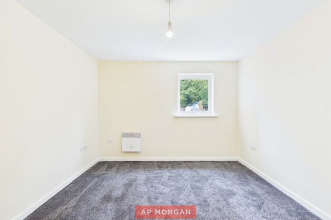 9, Balmoral Way, West Midlands photo 4