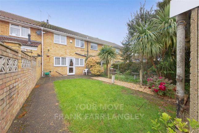 Terraced house for sale in Windrush Avenue, Langley, Berkshire