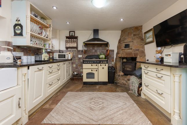 Cottage for sale in Oakenclough, Preston