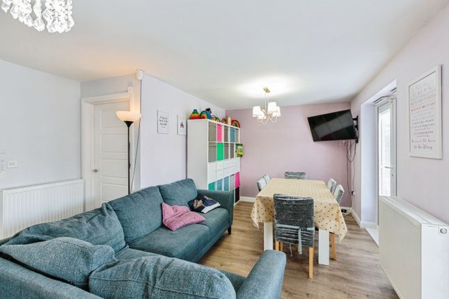 5, Danson Drive, Lancashire photo 5