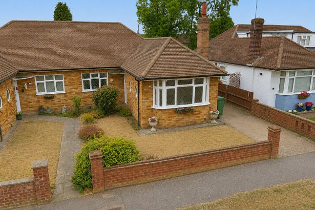 2-bed house on 97, Leafields, Dunstable, £350,000