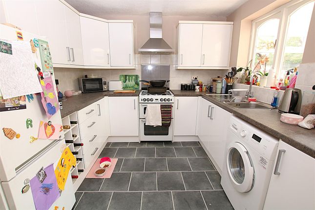 38, Fleetwind Drive, Northampton photo 4