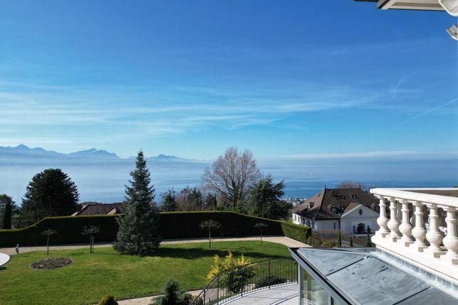 Detached house for sale in Lutry, Switzerland