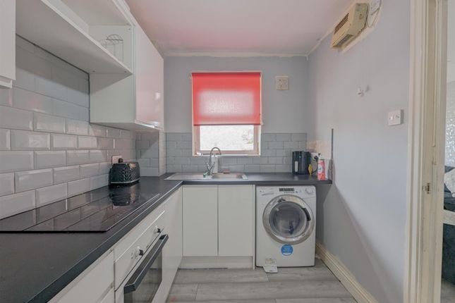 Flat for sale in Drummond Way, Leigh