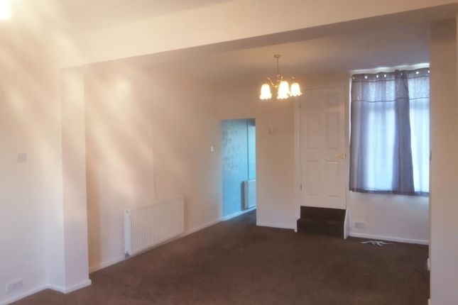 39 , Doe Quarry Lane, Rotherham photo 4