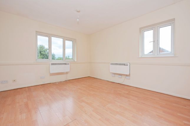25, Fleming Way, London photo 4