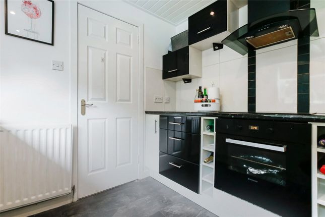 52, Maclean Place, Glasgow photo 5