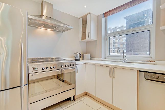 Flat to rent in Boydell Court, St. Johns Wood Park London