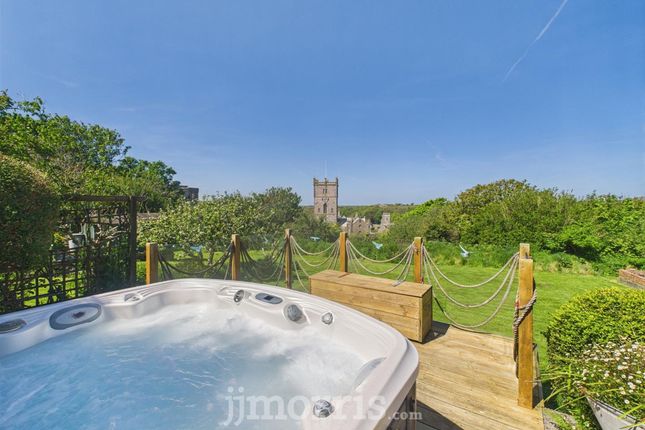 17 Nun Street, Haverfordwest photo 4