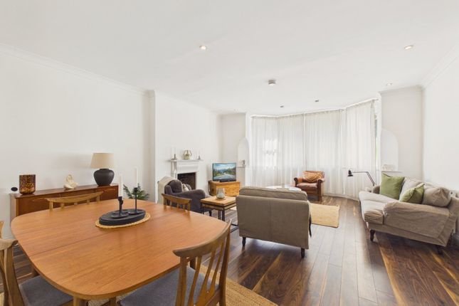Garden Flat, 12, Earls Avenue, Kent photo 2