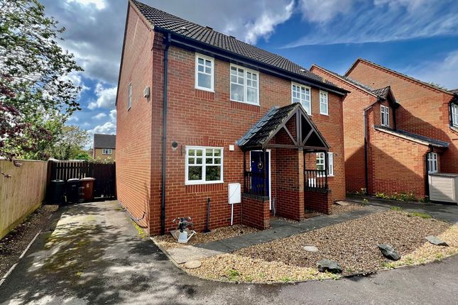 Semi-detached house for sale in Evenlode Drive, Didcot