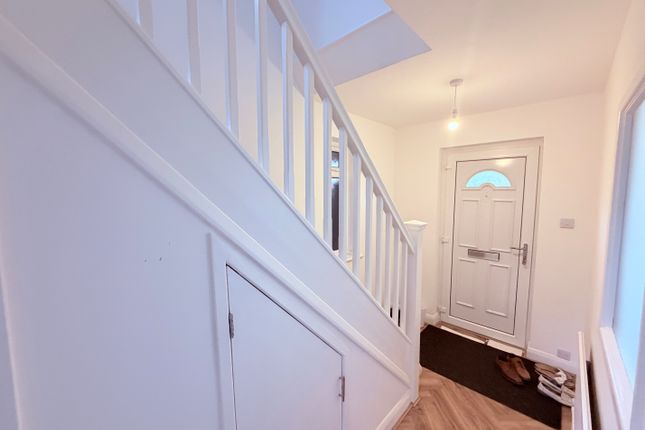 27, Uplands Road, LEICESTER photo 2