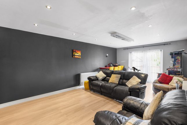 3 Dawnay Garth, Goole photo 3