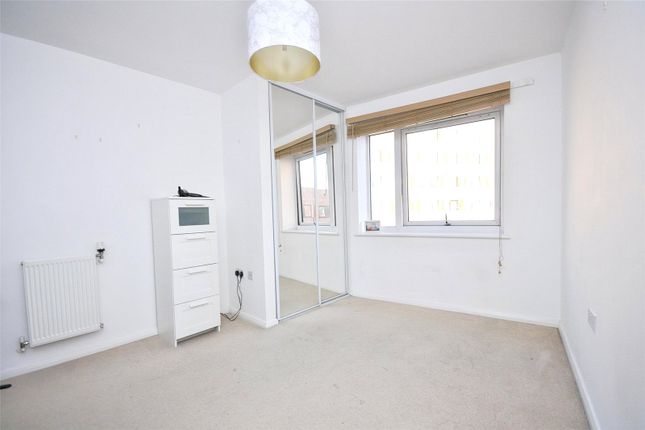 Flat for sale in Orchard Court, 35 Bell Green, London