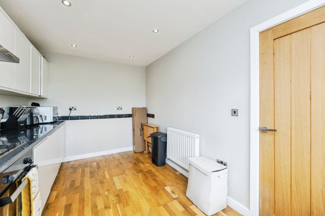 74, School Street, Pontefract photo 4