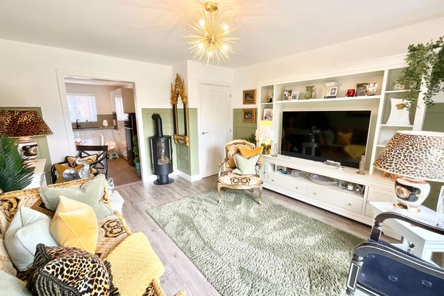 27 Roebuck Drive, Newcastle photo 2