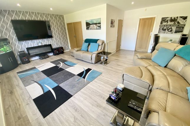 14, Golwg Y Mynydd, Swansea photo 2