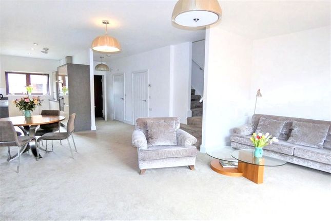24, Grainton Court, Stockton-on-Tees photo 4