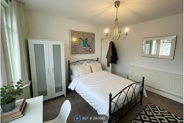 Overndale Road, Fishponds, Bristol photo 2