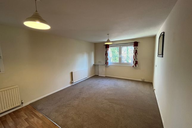 21, Plantagenet Square, Northampton photo 2