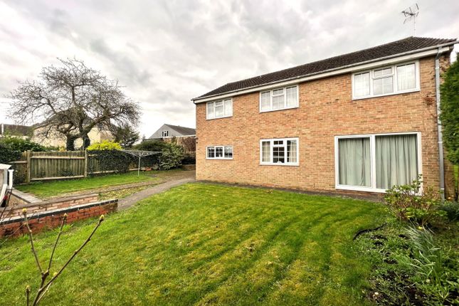 Detached house for sale in Highworth Road, Faringdon, Oxfordshire