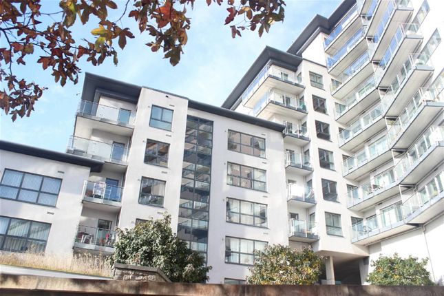 Flat to rent in Moon Street, Plymouth