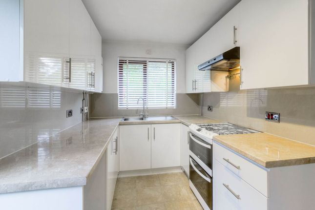 7, Aldrich Drive, Milton Keynes photo 3