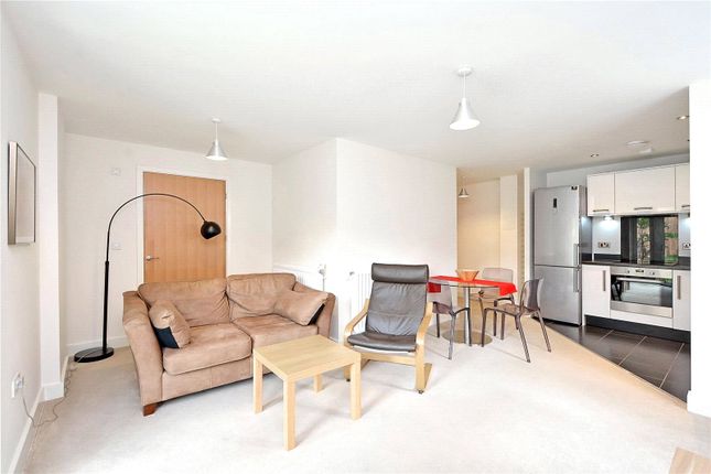 Flat for sale in Fairthorn Road, Canary Wharf