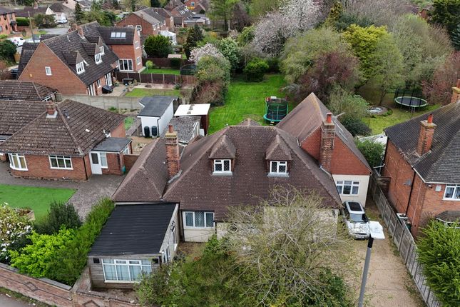 129 Wendover Road, Aylesbury photo 4