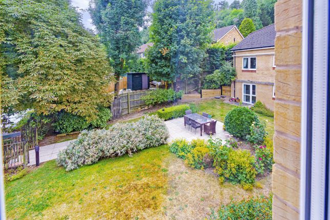 Flat for sale in Asprey Court, Stafford Road, Caterham