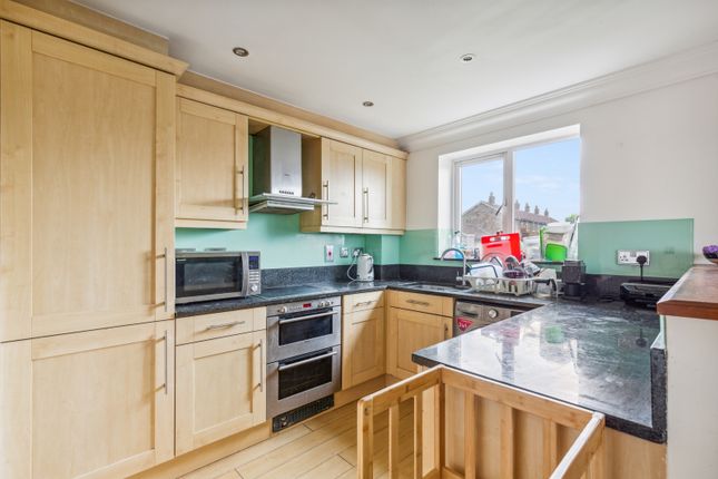 Flat to rent in Magdalen House, Devonshire Street