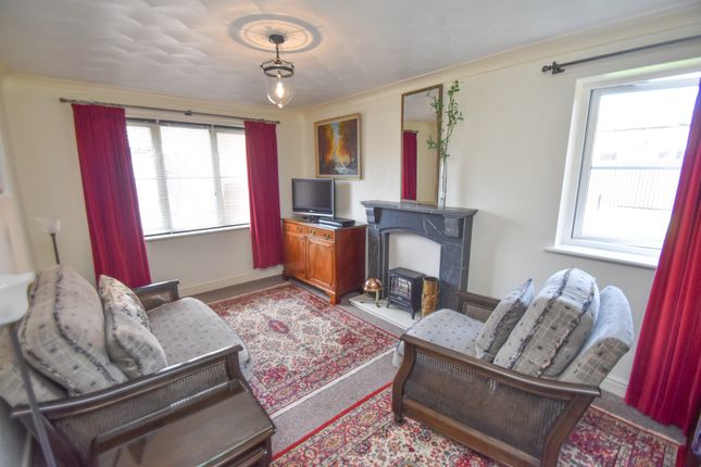 13, Sutton Court, Skegness photo 4
