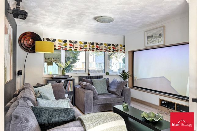 19 Curlew Drive, Manchester photo 2