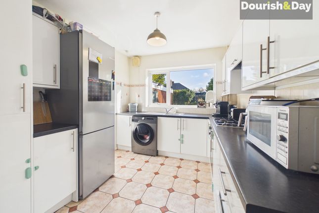 40 Ascot Road, Stafford photo 3