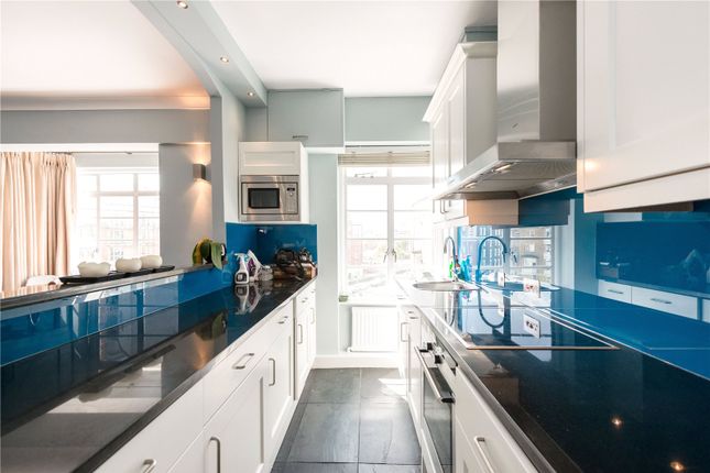 Flat 66,, Rossmore Court, London photo 3