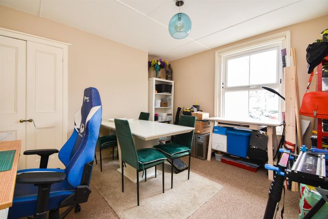 Flat for sale in St. Marys Road, Hastings