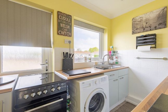 35 Broadland Holiday Village, Marsh Road, Lowestoft photo 5