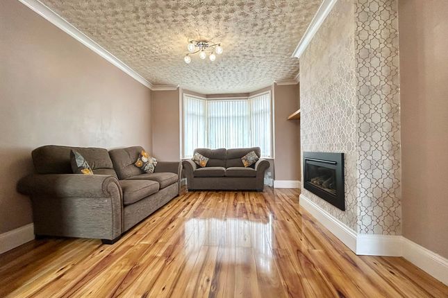 20, Dickens Road, Coventry photo 4