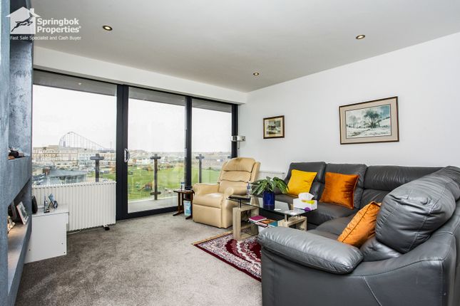 C18, Coastal Point, 647-655, Blackpool photo 3