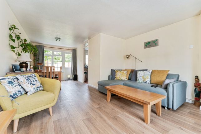 167, The Rowans, Cambridge photo 4