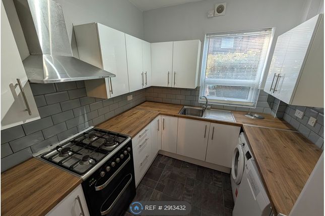 A Hardcastle Road, Stockport photo 2