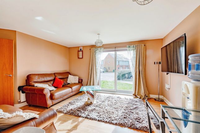 Flat for sale in Goodworth Road, Redhill