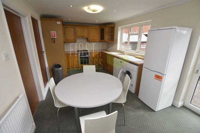 81, Gainsborough Road, Leicester photo 3