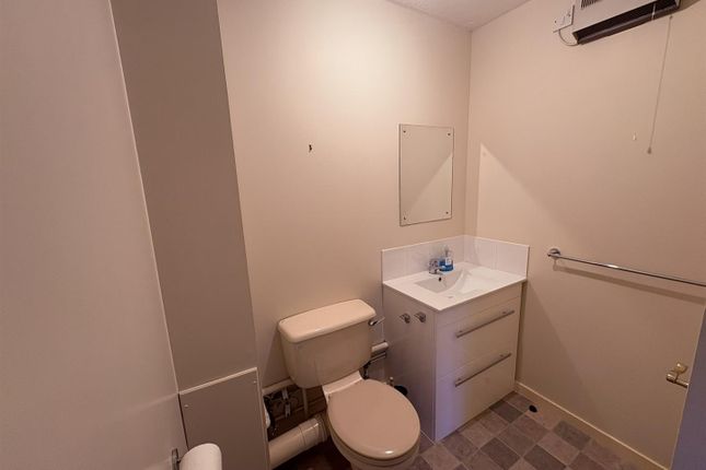 8, Brinkcliffe Gardens, Sandown photo 4