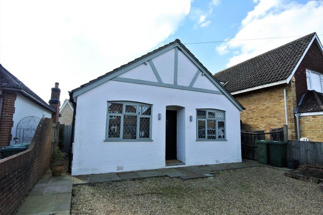 Thumbnail Detached bungalow to rent in Glenfield Road, Ashford