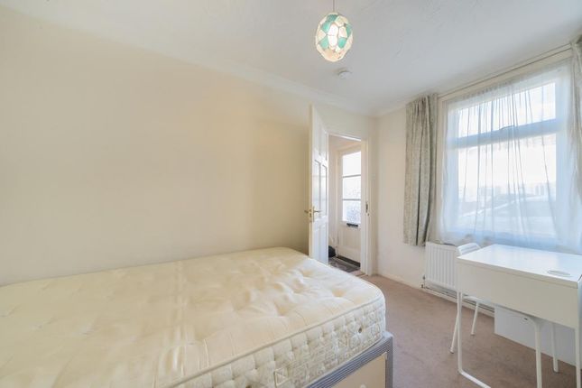 Terraced house for sale in Central Reading, Berkshire
