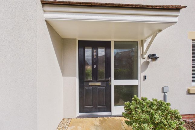 9, Anstey Gardens, Wotton-Under-Edge photo 4
