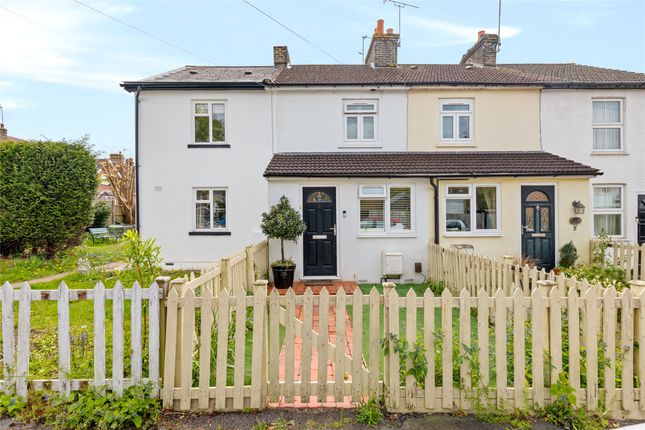 Terraced house for sale in Smith Road, Reigate